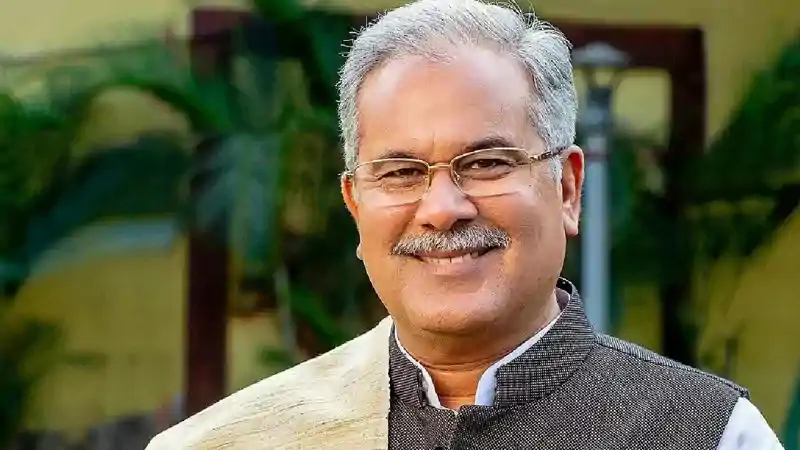 झारखंड की राजनीति में बढ़ी हलचल, कांग्रेस पर्यवेक्षकों ने हेमंत सोरेन से की अहम मुलाकात