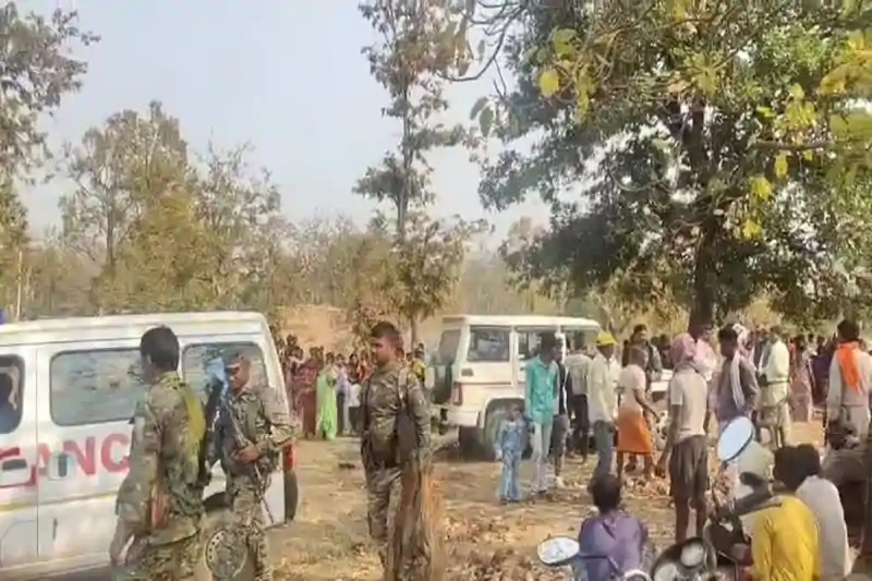 बोकारो में प्रेमी-प्रेमिका ने लगाई फांसी, शादी में देरी से थे परेशान बोकारो में प्रेमी-प्रेमिका ने लगाई फांसी, शादी में देरी से थे परेशान
