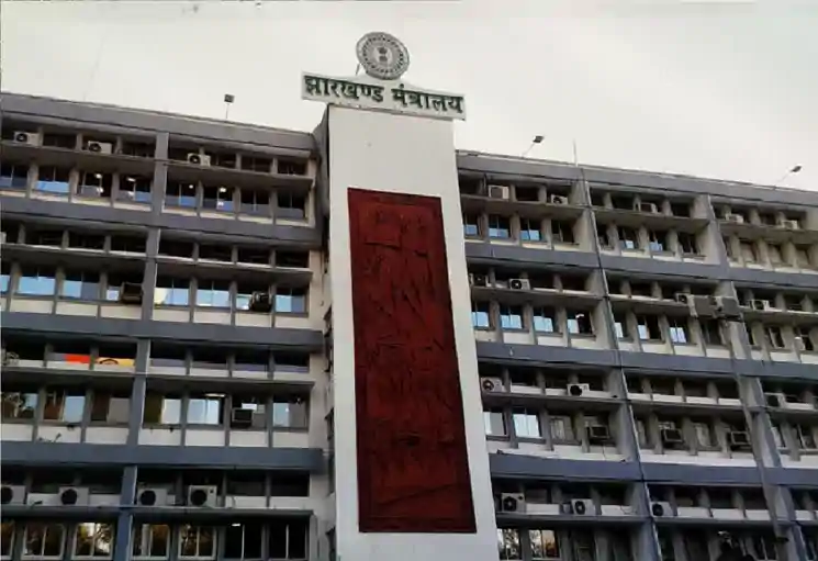 राज्यपाल सचिवालय के पुनर्गठन की तैयारी, 122 नये पदों के सृजन का प्रस्ताव