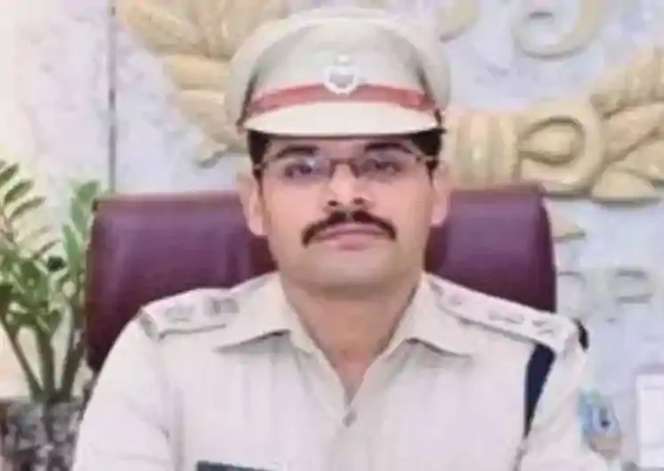 जमशेदपुर पुलिस में देर रात बड़ा प्रशासनिक फेरबदल, 17 थाना प्रभारियों का तबादला