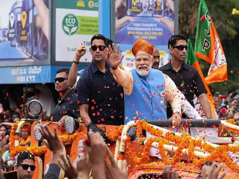 पटना में कल PM मोदी का भव्य रोड शो, शपथ ग्रहण समारोह में अमित शाह, नीतीश, तेजस्वी समेत बड़े नेता होंगे शामिल पटना में कल PM मोदी का भव्य रोड शो, शपथ ग्रहण समारोह में अमित शाह, नीतीश, तेजस्वी समेत बड़े नेता होंगे शामिल