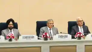 बिहार विधानसभा चुनाव दो चरणों मेंः 6 और 11 नवंबर को वोटिंग, 14 नवंबर को आएंगे नतीजे