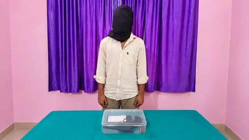 पटना: डकैती कांड का खुलासा, हथियार के साथ युवक गिरफ्तार पटना: डकैती कांड का खुलासा, हथियार के साथ युवक गिरफ्तार