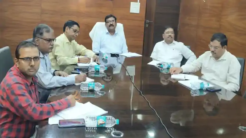 झारखंड में वोटर लिस्ट की होगी छंटनी? 63 लाख वोटरों का होगा सत्यापन झारखंड में वोटर लिस्ट की होगी छंटनी? 63 लाख वोटरों का होगा सत्यापन