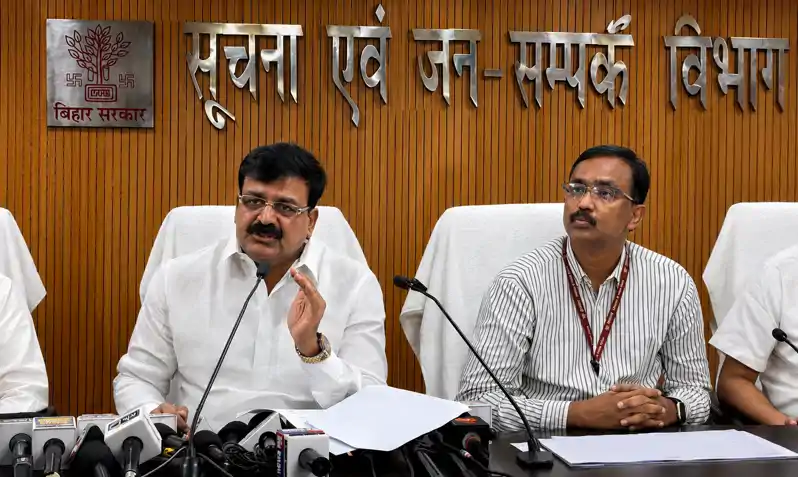 चार नए अल्पसंख्यक आवासीय विद्यालय तैयार, 17 अगस्त से शुरू होंगी कक्षाएं: मंत्री चार नए अल्पसंख्यक आवासीय विद्यालय तैयार, 17 अगस्त से शुरू होंगी कक्षाएं: मंत्री