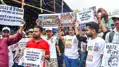 SDM से मुलाकात के बाद छात्रों ने बदली रणनीति, शाम 5 बजे तक तय होगा नया प्रतिनिधिमंडल