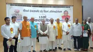 हस्तकरघा दिवस पर जमशेदपुर में जुटे बुनकर, राज्य की पारंपरिक कला को ग्लोबल मार्केट देने पर जोर  