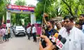 बहराइच: डीएम कार्यालय पहुंचकर मुकेश सहनी ने भरा हुंकार, लोकतंत्र में अफसरशाही, मनमानी नहीं चलेगी