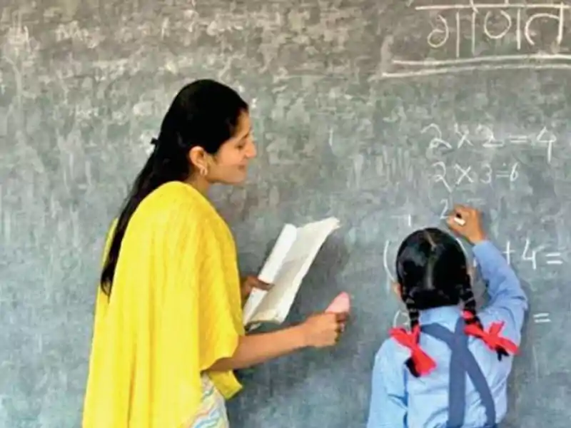 टीआरई 4 : 44 हजार पदों पर भर्ती का रोस्टर विभाग को भेजा गया, पहली बार डोमिसाइल नीति लागू की जाएगी शिक्षक भर्ती