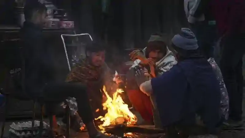 झारखंड में अगले दो दिन भी जारी रहेगा ठंड का सितम, 14 जिलों में शीतलहर का येलो अलर्ट जारी