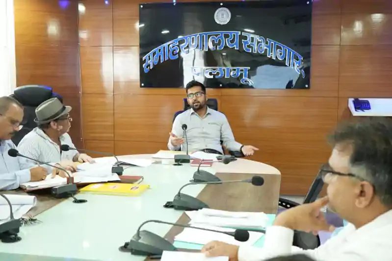डीसी ने की स्वास्थ्य विभाग की समीक्षा, मातृ-शिशु स्वास्थ्य व टीबी नियंत्रण में सुधार के दिए निर्देश डीसी ने की स्वास्थ्य विभाग की समीक्षा, मातृ-शिशु स्वास्थ्य व टीबी नियंत्रण में सुधार के दिए निर्देश