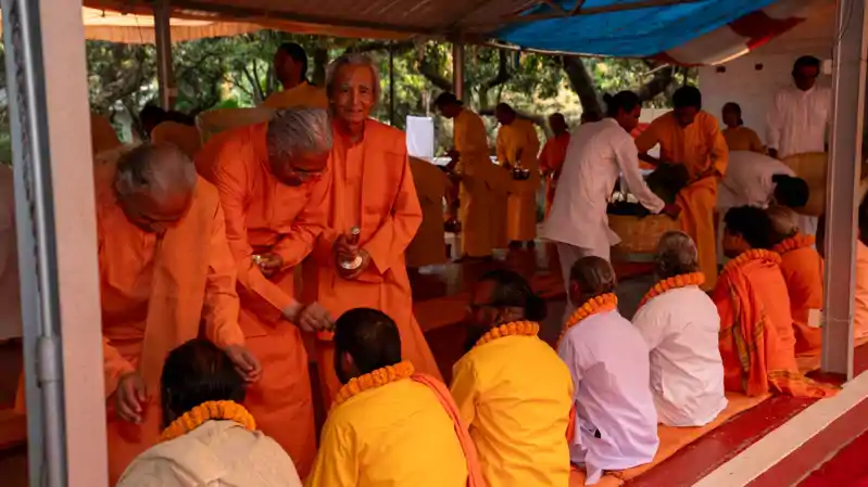 रांची : वाईएसएस आश्रम में परमहंस योगानंद की 74वीं महासमाधि जयंती पर साधु भंडारा का आयोजन रांची : वाईएसएस आश्रम में परमहंस योगानंद की 74वीं