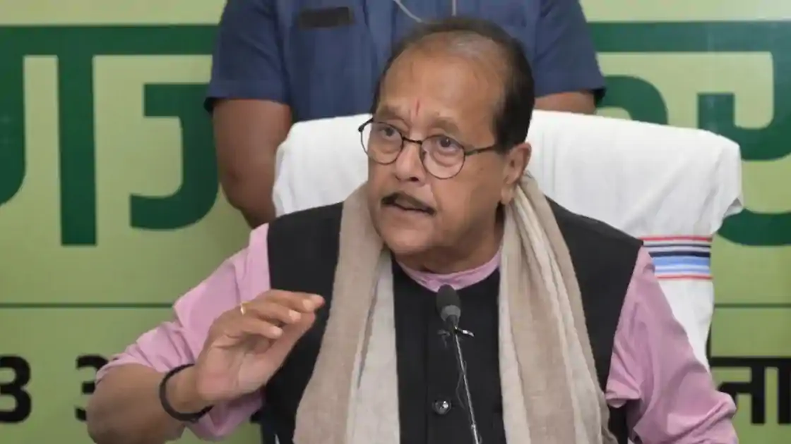 झारखंड कांग्रेस में नई प्रदेश कमेटी को लेकर घमासान, वित्त मंत्री राधाकृष्ण किशोर ने उठाये सवाल