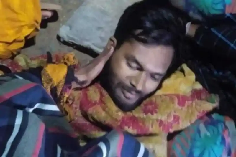 चाईबासा में अवैध बालू खनन बना मौ*त का कारण, विरोध करने पर युवक की कुचलकर ह*त्या चाईबासा में अवैध बालू खनन बना मौ*त का कारण, विरोध करने पर युवक की कुचलकर ह*त्या