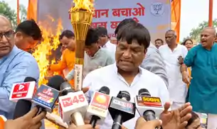 बाल-बाल बचे MP ढुल्लू महतो और MLA शत्रुघ्न महतो!