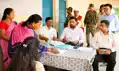 मतदाता सूची विशेष गहन पुनरीक्षण: उपायुक्त ने किया विशेष कैंप का किया निरीक्षण