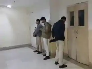 कोलकाता में I-PAC से जुड़े ठिकानों पर ED की छापेमारी, मौके पर पहुंचीं CM ममता बनर्जी