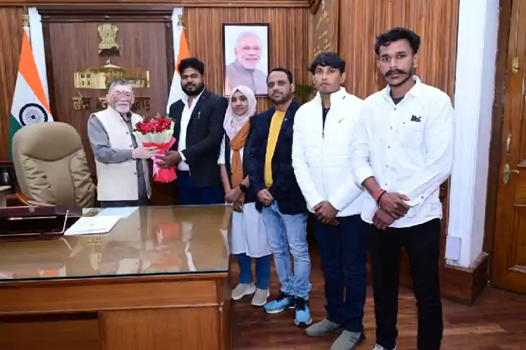 छात्रवृत्ति संकट को लेकर झारखंड छात्र मोर्चा के प्रतिनिधिमंडल ने राज्यपाल से लगायी गुहार