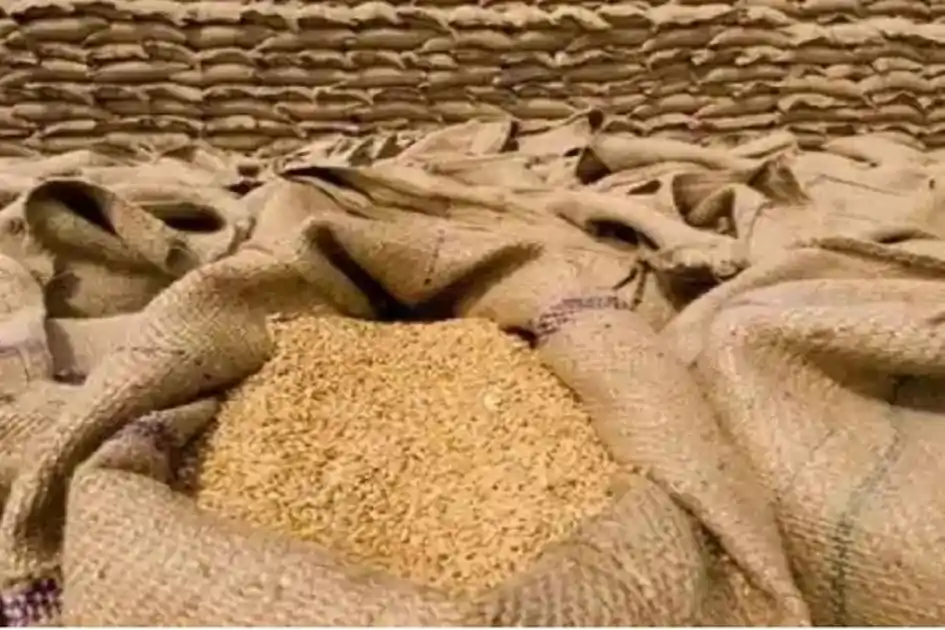 गढ़वा : राशन गबन मामले में प्रशासन सख्त, तकनीकी टीम ने खंगाले FCI गोदाम के सीसीटीवी फुटेज