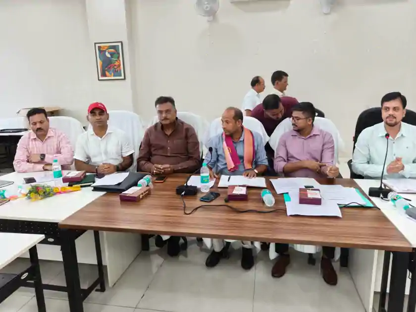 नगर निगम की बोर्ड मीटिंग, पहली बार पदेन सदस्य के रूप में शामिल हुए सांसद, बतायी अपनी प्राथमिकताएं