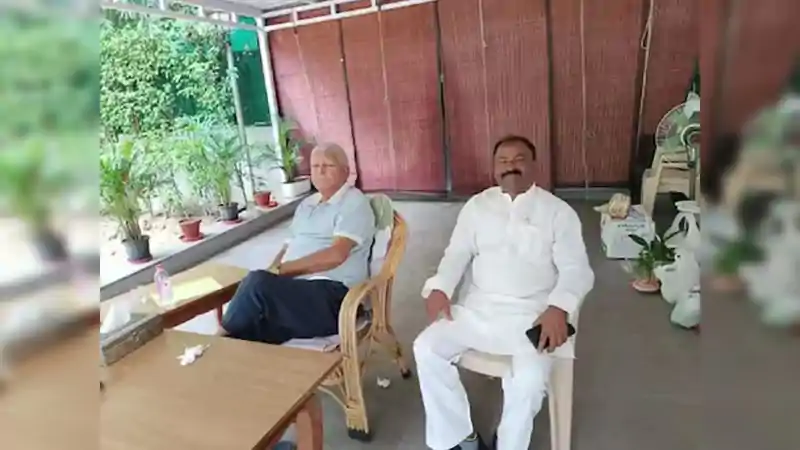 तेजस्वी यादव को लगा बड़ा झटका, पूर्व मंत्री शिवचंद्र राम ने RJD से दिया इस्तीफा, लगाया गंभीर आरोप तेजस्वी यादव को लगा बड़ा झटका, पूर्व मंत्री शिवचंद्र राम ने RJD से दिया इस्तीफा, लगाया गंभीर आरोप