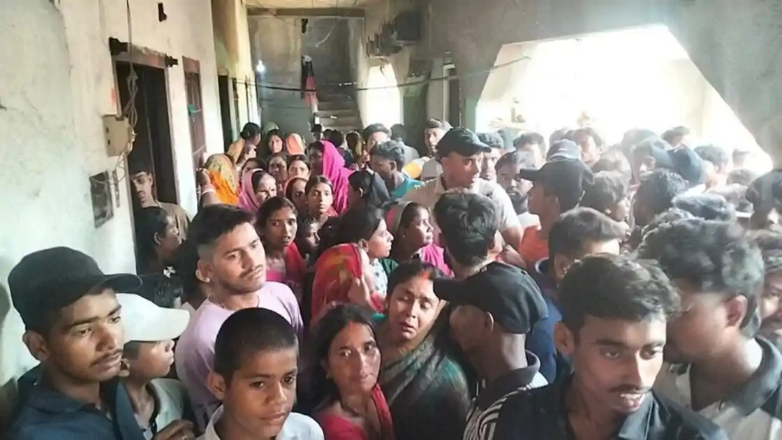 गिरिडीह में दिल दहला देने वाली वारदात, पिता ने ली तीन मासूम बेटियों की जान