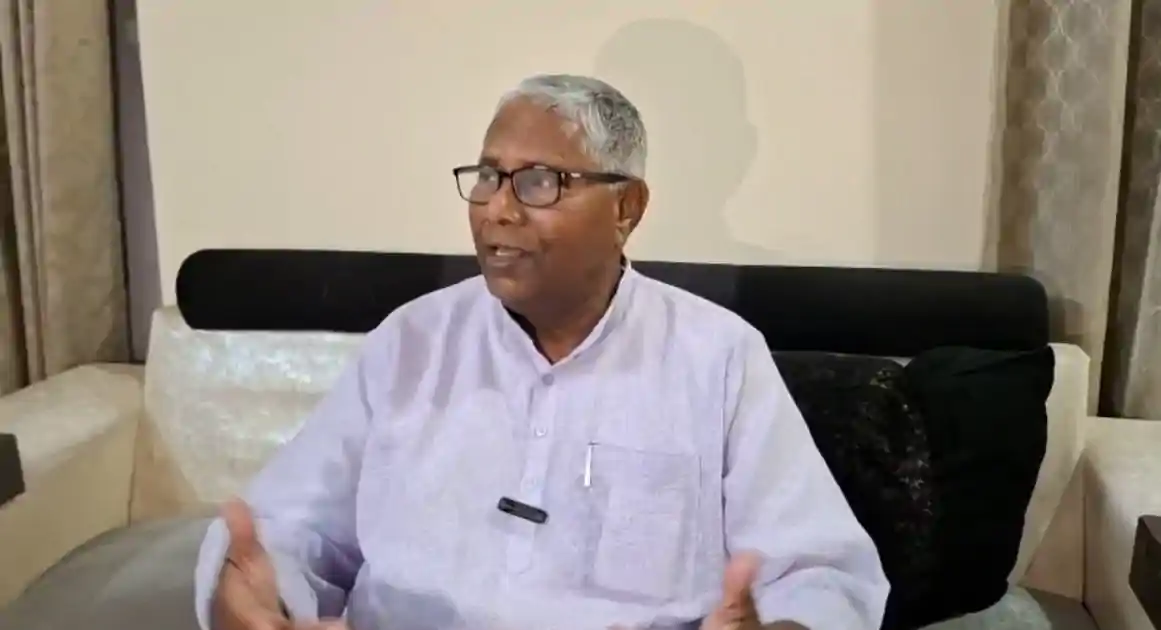 बीच कार्यकाल में CM को हटाने की कोशिश लोकतंत्र के खिलाफ, निशांत की उदय नारायण चौधरी ने की सराहना