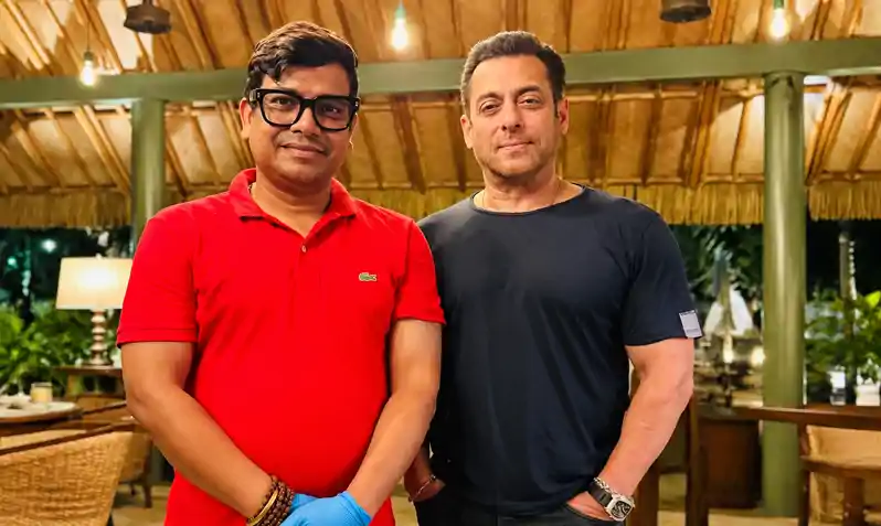 बोरा चट्टी से ब्रिटिश पार्लियामेंट तक, राजमिस्त्री के बेटे ने लिखी कामयाबी की इबारत बोरा चट्टी से ब्रिटिश पार्लियामेंट तक, राजमिस्त्री के बेटे ने लिखी कामयाबी की इबारत
