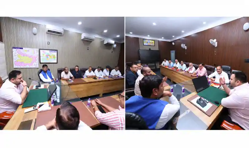 SIR के खिलाफ महागठबंधन का राजभवन मार्च आज, जिलों में भी प्रदर्शन SIR के खिलाफ महागठबंधन का राजभवन मार्च आज, जिलों में भी प्रदर्शन