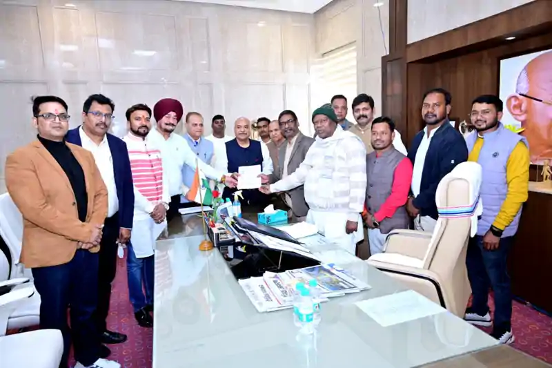 KKFI के प्रतिनिधिमंडल ने मुख्यमंत्री हेमंत सोरेन से की मुलाकात KKFI के प्रतिनिधिमंडल ने मुख्यमंत्री हेमंत सोरेन से की मुलाकात