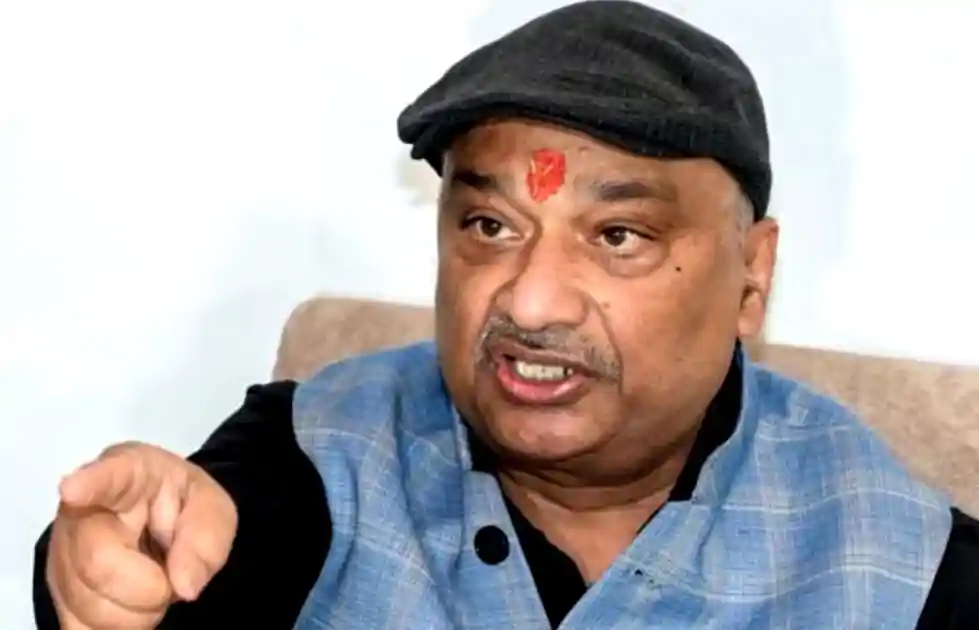 तेजप्रताप के आरोपों पर सुनील सिंह का पलटवार- बोले, ‘हम गुलाब नहीं, बोल्डर फेंकेंगे’