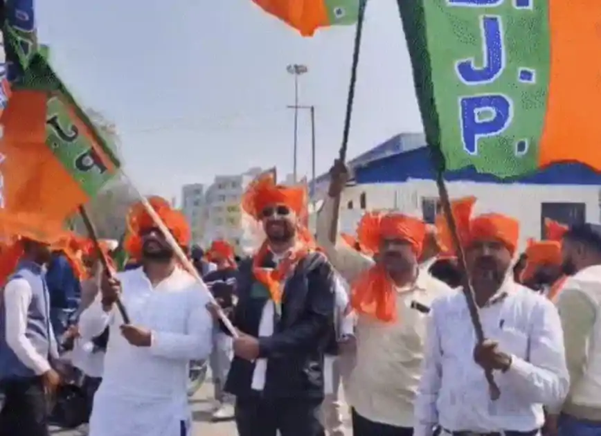 ‘जोड़ी मोदी–नीतीश के…’ गाने से नितिन नवीन का भव्य स्वागत, BJP अध्यक्ष बनने के बाद पहली बार पटना पहुंचे