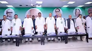 JDU का बड़ा फैसला: चुनाव में गद्दारी करने वाले 12 नेता बाहर, 6 वर्षों के लिए निष्कासित