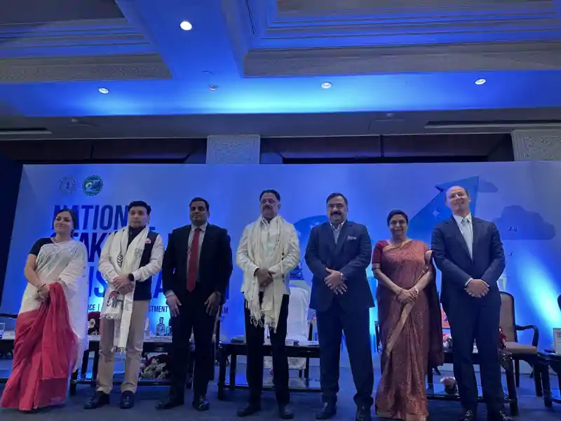 झारखंड को देश का अग्रणी AI राज्य बनाने की तैयारी, सरकार ने पेश किया डिजिटल ट्रांसफॉर्मेशन का रोडमैप झारखंड को देश का अग्रणी AI राज्य बनाने की तैयारी, सरकार ने पेश किया डिजिटल ट्रांसफॉर्मेशन का रोडमैप