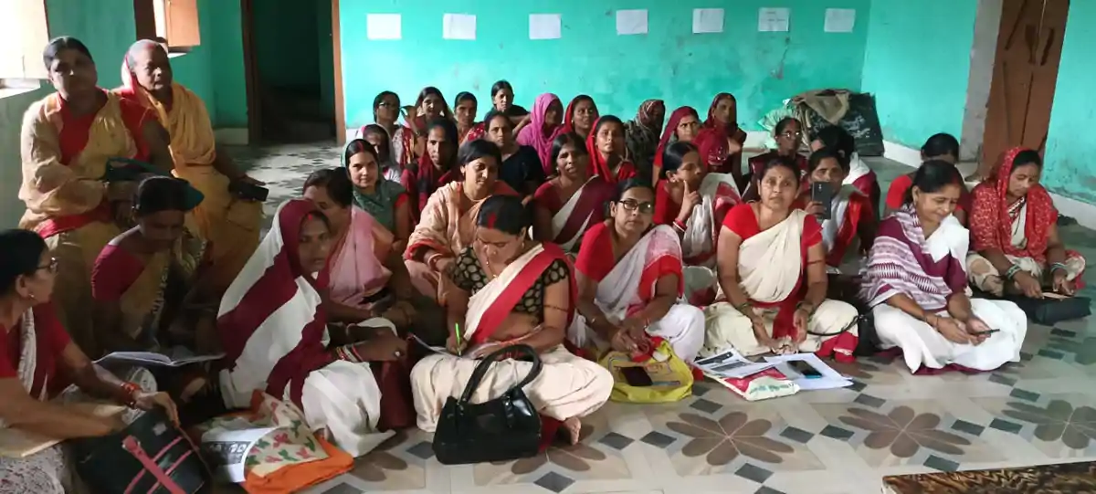 बाल विवाह, दहेज और लैंगिक हिंसा के प्रति महिलाओं को किया गया जागरूक