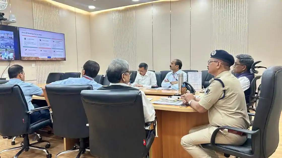 NEET-2026 पुनर्परीक्षा और CSBC सिपाही भर्ती परीक्षा को लेकर बिहार सरकार अलर्ट, वायुसेना से लेकर पुलिस तक मुस्तैद, CS-DGP एक्शन में  
