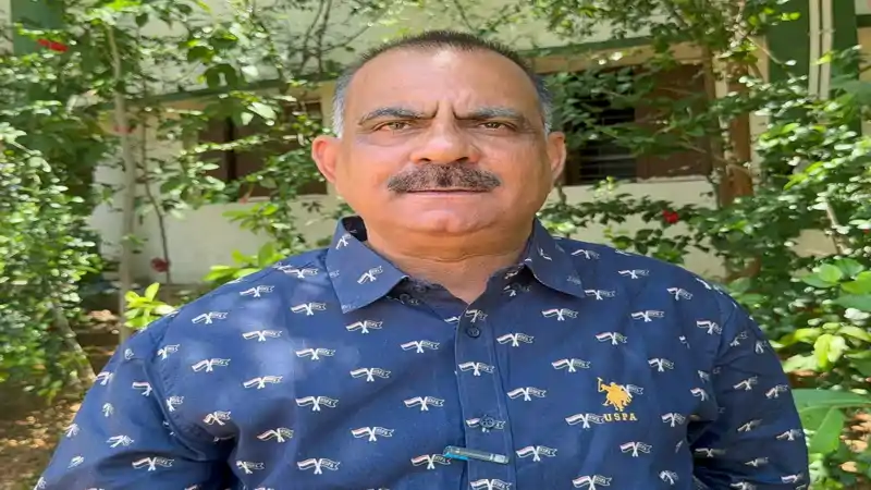 भाजपा पहले वादों का हिसाब दे, फिर नेहरू पर टिप्पणी करे : आलोक दूबे 