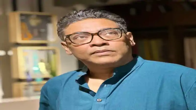 यूनेस्को के नाम पर दुर्गा पूजा VIP पास बेचने का आरोप, पूर्व मंत्री इंद्रनील सेन समेत कई लोगों के खिलाफ शिकायत