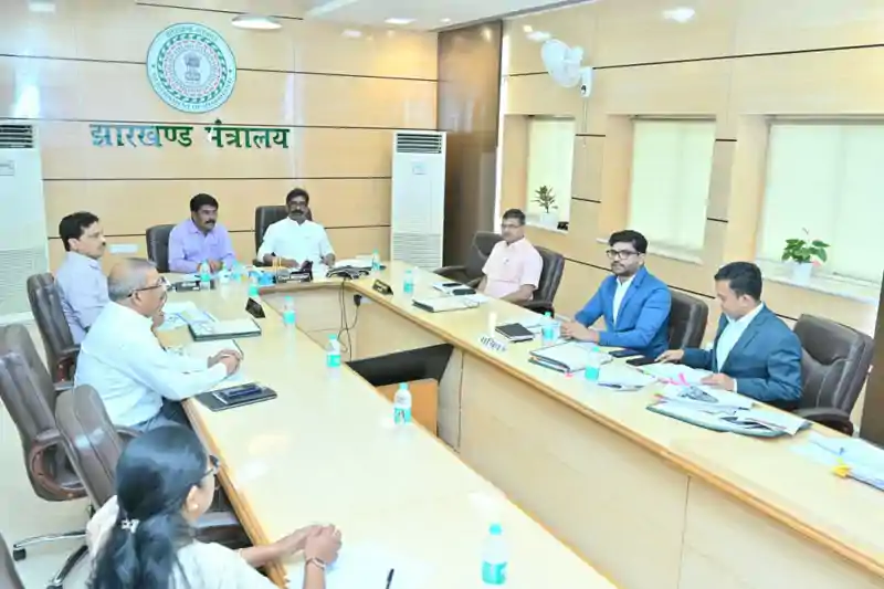 CM हेमंत ने की पेयजल एवं स्वच्छता विभाग के अद्यतन कार्य प्रगति की समीक्षा