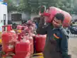 LPG सिलेंडर बुकिंग के नियम में बड़ा बदलाव, 25 दिन बाद ही कर सकेंगे अगली रिफिल -