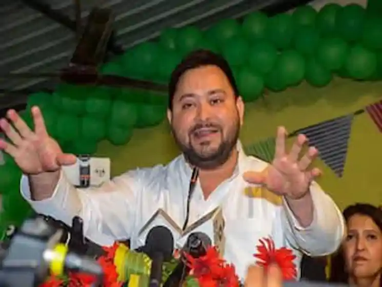 बिहार की सियासत में हलचल तेज, तेजस्वी यादव ने बुलाई बड़ी बैठक; कल हो सकता है बड़ा फैसला