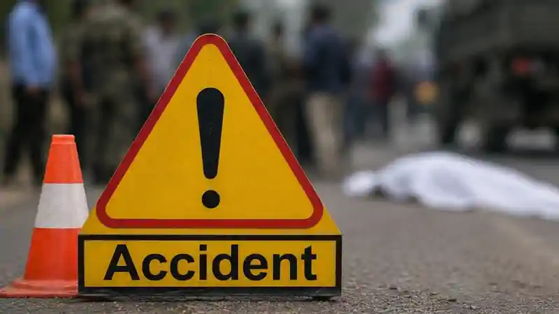 गिरिडीह में अवैध बालू ढुलाई बना जानलेवा, ट्रैक्टर पलटने से चालक की मौ*त गिरिडीह में अवैध बालू ढुलाई बना जानलेवा, ट्रैक्टर पलटने से चालक की मौ*त
