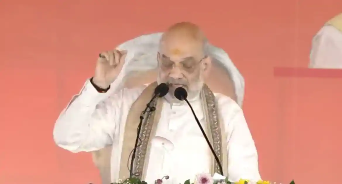 सासाराम में शाह बोले- हमें घुसपैठियों का वोट नहीं चाहिए, युवा, जीविका दीदियों के वोट से जीतेंगे