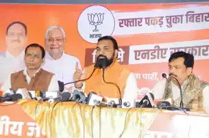 लालू यादव के परिवार का कोई व्यक्ति चुनाव नहीं जीत रहा: सम्राट चौधरी ‎