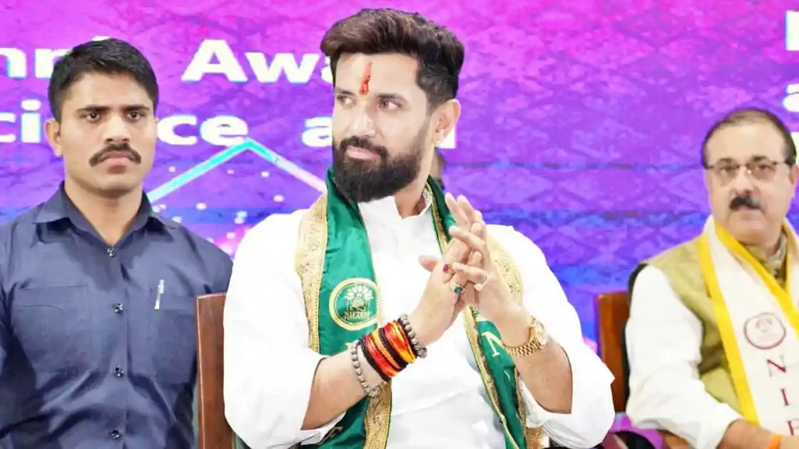 दिल्ली में चिराग की मां से मिले नित्यानंद राय, केंद्रीय मंत्री के आने से पहले चिराग निकले मंत्रालय