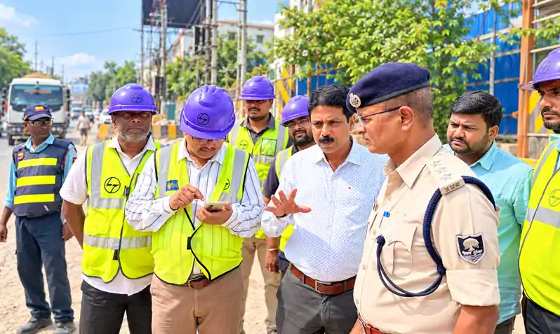 मेट्रो निर्माण व सड़क मरम्मत कार्य, इस रूट पर दो दिन रहेगा डायवर्जन मेट्रो निर्माण व सड़क मरम्मत कार्य, इस रूट पर दो दिन रहेगा डायवर्जन
