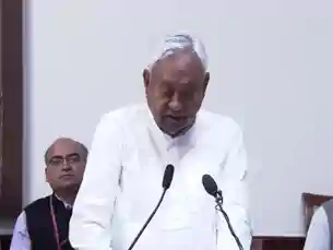 राज्यसभा में नीतीश कुमार की एंट्री, शपथ ग्रहण के साथ ही चारों सदनों के बने सदस्य