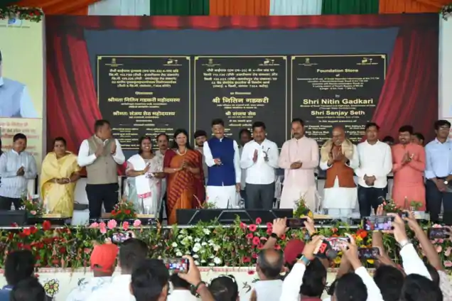 रांची समेत कई शहरों को बेहतर कनेक्टिविटी देने की तैयारी, ₹303 करोड़ की परियोजनाओं का शिलान्यास-