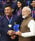 कॉमनवेल्थ पदक विजेता झंडू कुमार ने की पीएम मोदी से मुलाकात