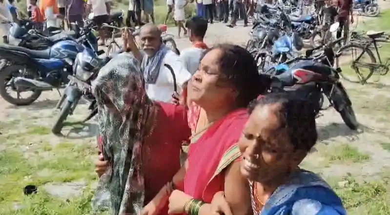 सोमवारी पर दर्शन के लिए गुप्ता धाम जा रहे पिता-पुत्री नहर में गिरे, तेज बहाव में दोनों लापता सोमवारी पर दर्शन के लिए गुप्ता धाम जा रहे पिता-पुत्री नहर में गिरे, तेज बहाव में दोनों लापता